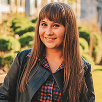 על המותג